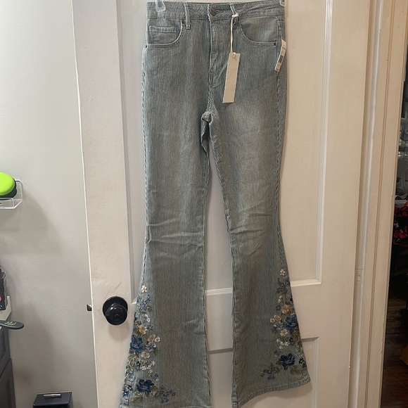 SOLD! New DRIFTWOOD Farrah Flare - Pinstripe Lagoon Waist 25 - Picture 2 of 8